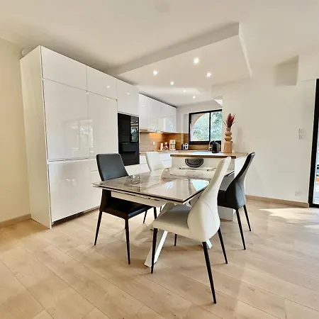 T3 Moderne, Piscine, Parking, Vue Golf, Commerces A Proximite Apartment Saint-Raphael (Var)