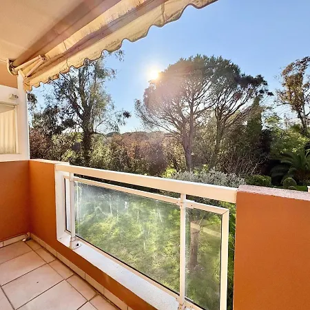 T3 Moderne, Piscine, Parking, Vue Golf, Commerces A Proximite Apartment