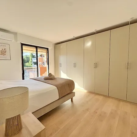 Apartment T3 Moderne, Piscine, Parking, Vue Golf, Commerces A Proximite Saint-Raphael (Var)