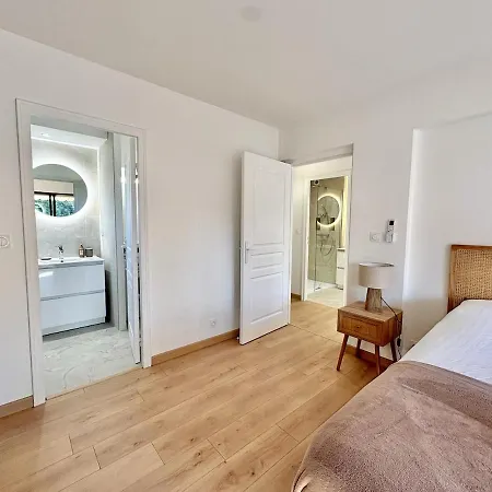 T3 Moderne, Piscine, Parking, Vue Golf, Commerces A Proximite Apartment Saint-Raphael (Var)
